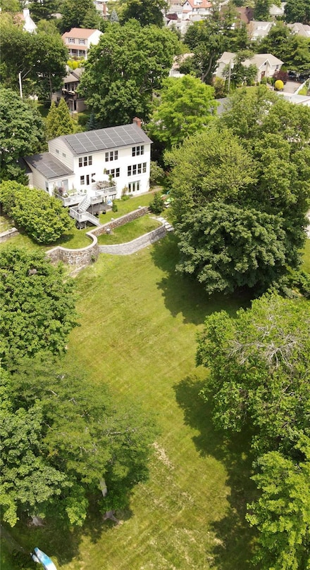 81 Seaview Ave, New Rochelle, NY 10801