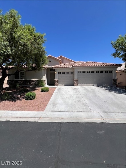 3520 Amish Ave, North Las Vegas, NV 89031
