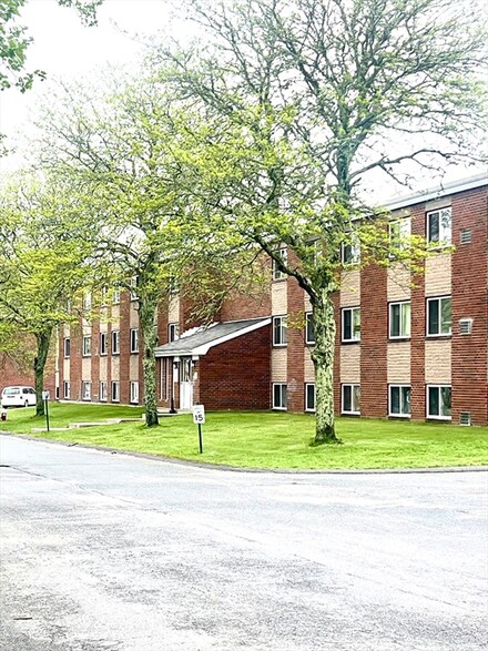 2100 Phillips Rd Unit 34, New Bedford, MA 02745