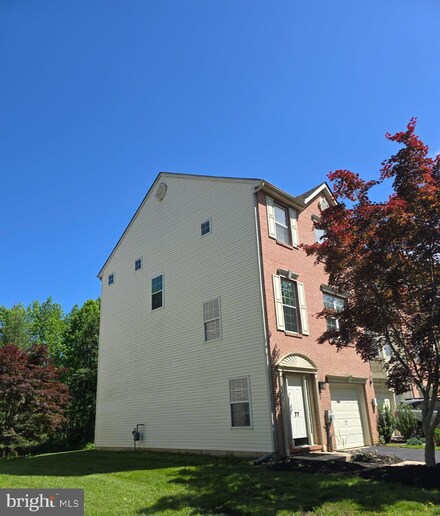 77 Wicklow Rd, Bear, DE 19701