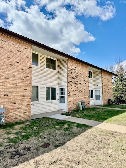 5980 83rd Pkwy N, Brooklyn Park, MN 55443