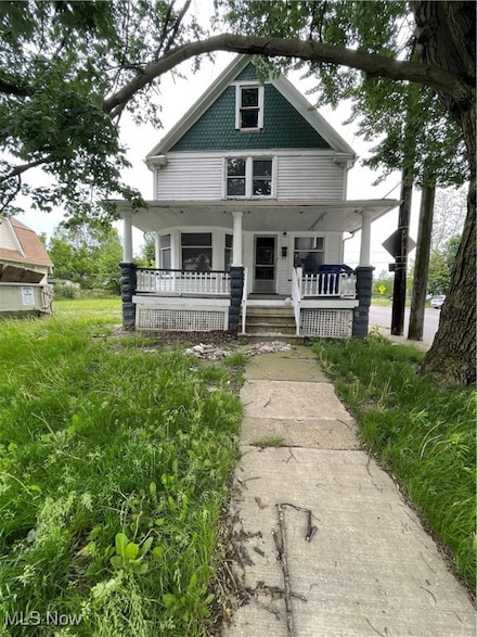 2233 W 101st St, Cleveland, OH 44102