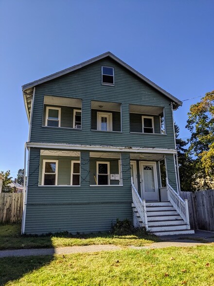 190 Brookside Pkwy, Medford, MA 02155