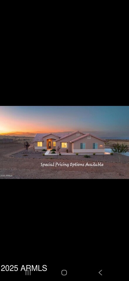 6741 E Vaquero Cir, Hereford, AZ 85615