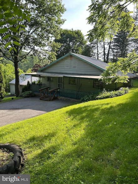344 N Galen Hall Rd, Wernersville, PA 19565