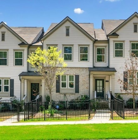 309 Vista Ln, Woodstock, GA 30189