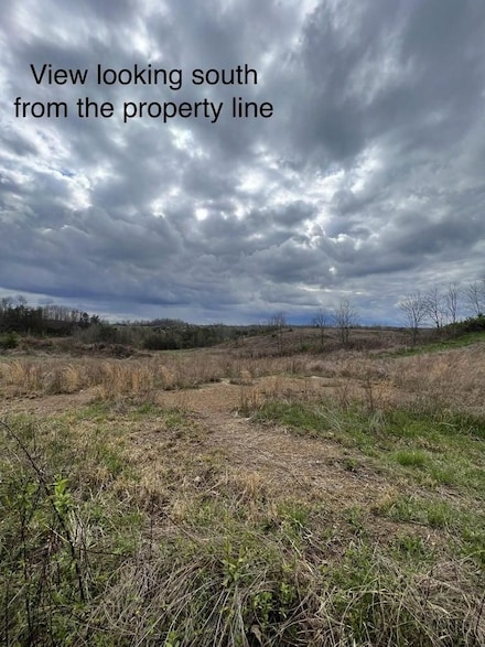 5 Mayers Rd, Booneville, KY 41311