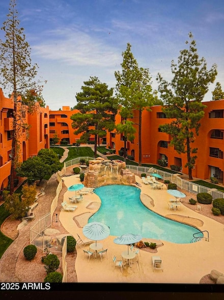 4303 E Cactus Rd Unit 319, Phoenix, AZ 85032
