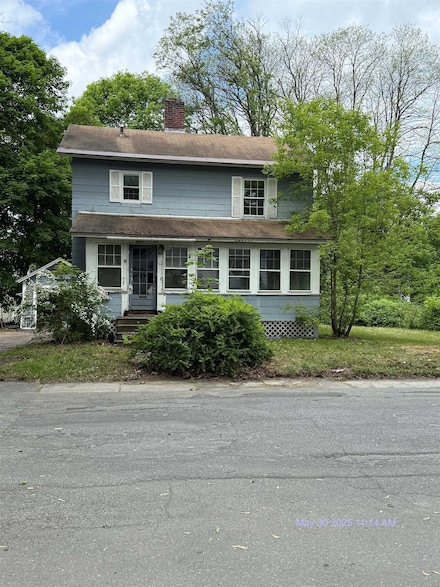 12 Mack Ave, West Lebanon, NH 03784