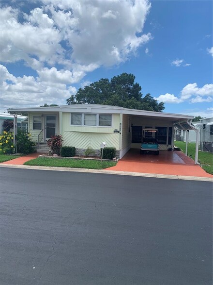 10412 Holiday Shores Dr, Largo, FL 33773