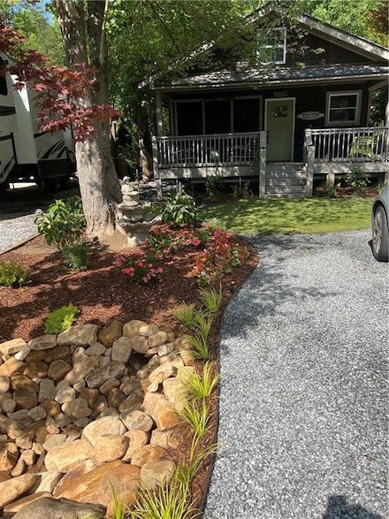 448 Hidden Valley Rd, Cleveland, GA 30528