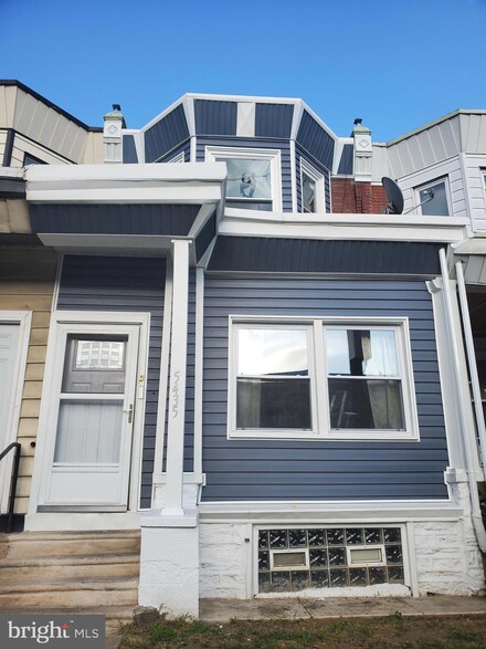 5435 N 11th St, Philadelphia, PA 19141