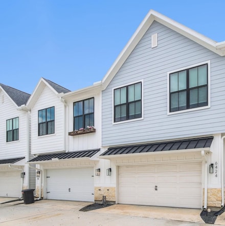 6424 Highland Pine Ln, Houston, TX 77091