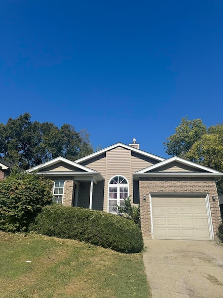 889 Revere Run Dr, Lexington, KY 40509