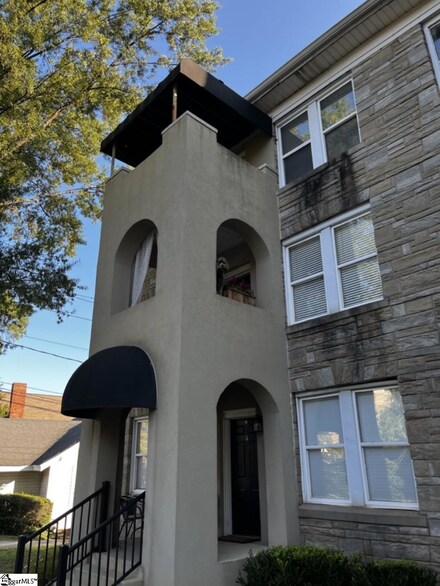 801 E North St Unit 8, Greenville, SC 29601