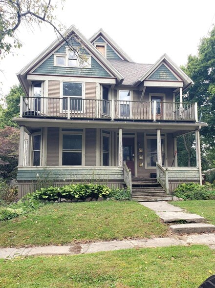 405 E Porter St, Albion, MI 49224