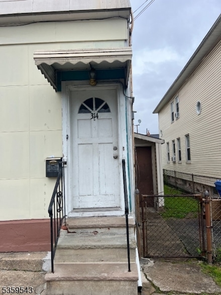 314 Hagel Ave, Linden, NJ 07036