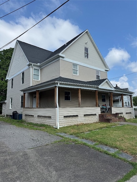 8 Jefferson Ave Unit 1, Endicott, NY 13760