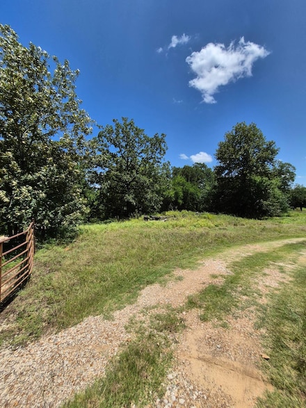 3282 Rock Creek Rd, Sawyer, OK 74756