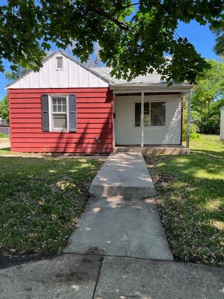 627 Newfield Dr, Beloit, WI 53511