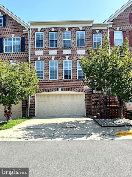 13052 Greg Roy Ln, Herndon, VA 20171