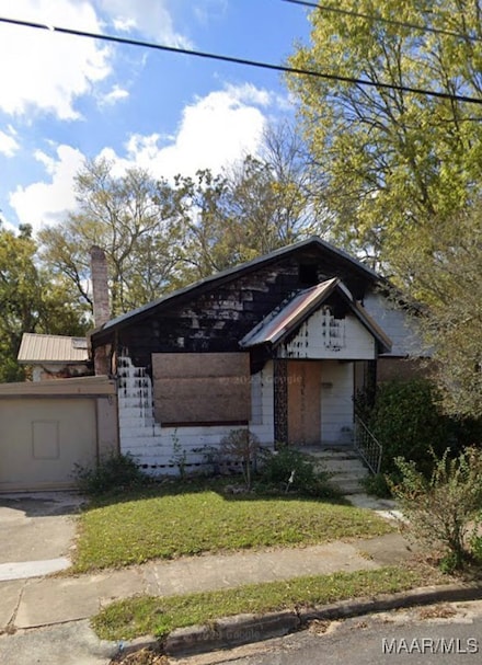 702 E Newton St, Dothan, AL 36303
