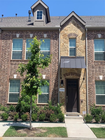 2403 Siskiyou St, Lewisville, TX 75056