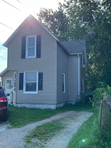 219 Division St, Coldwater, MI 49036