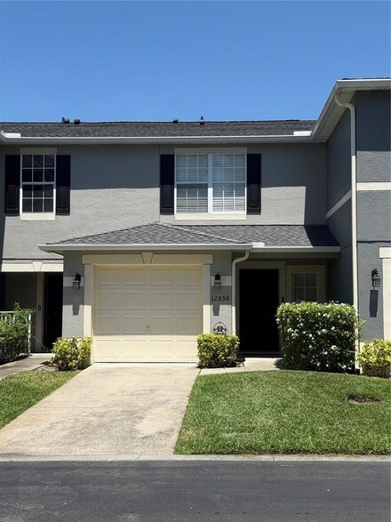 12850 Lexington Summit St, Orlando, FL 32828