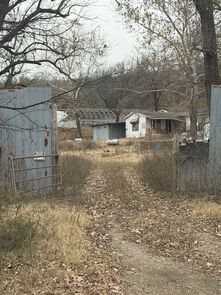 10051 W Perry Rd, Stigler, OK 74462