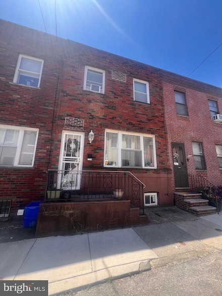 1124 Mercy St, Philadelphia, PA 19148