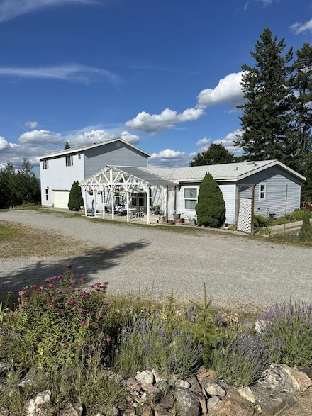 9307 N Harvard Rd, Newman Lake, WA 99025