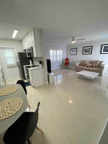 234 Hibiscus Ave Unit 365, Lauderdale By the Sea, FL 33308