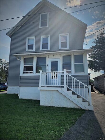 208 William St, Frankfort, NY 13340