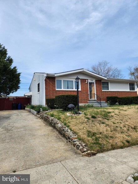 7110 Manila Ave, Windsor Mill, MD 21244