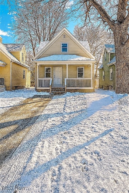 935 W 22nd St, Lorain, OH 44052