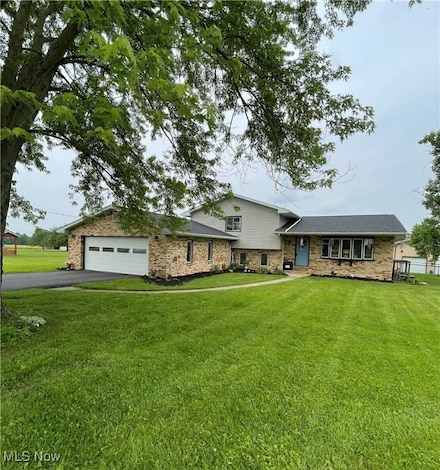 11230 W South Range Rd, Salem, OH 44460