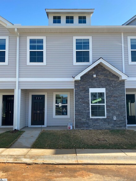 14 English Oak Rd, Simpsonville, SC 29681