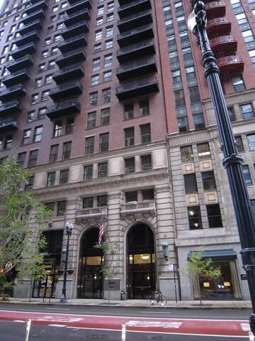 212 W Washington St Unit 1206, Chicago, IL 60606