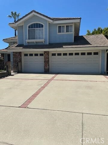 221 Daybreak Dr, Walnut, CA 91789