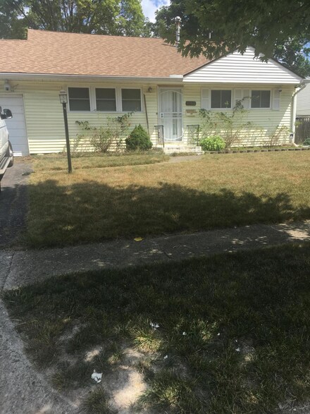 4902 Mcallister Ave, Columbus, OH 43227