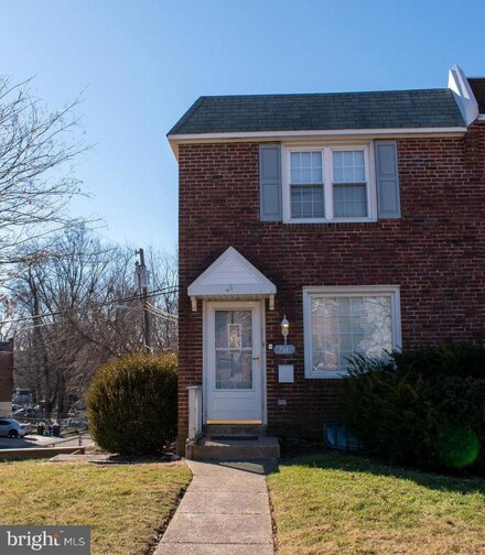 714 W Ashland Ave, Glenolden, PA 19036