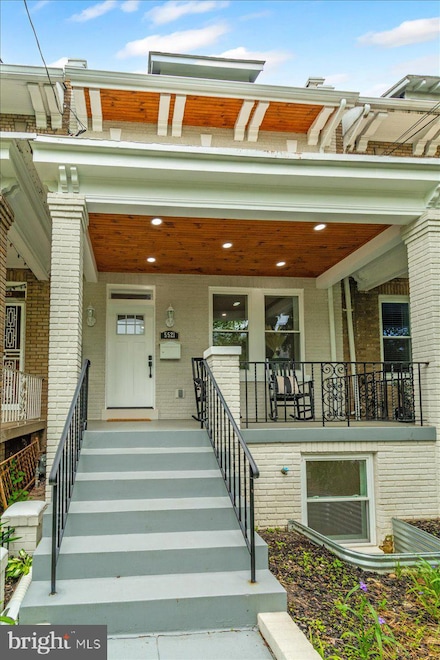 5521 4th St NW, Washington, DC 20011