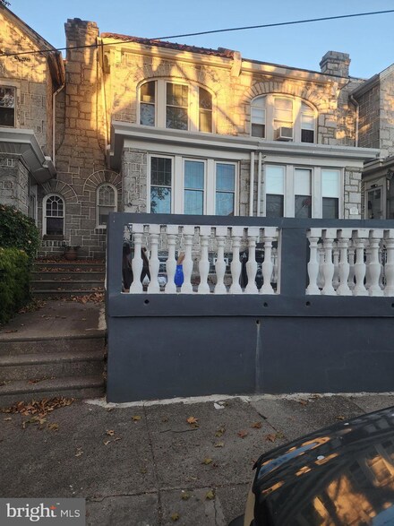 255 E Comly St, Philadelphia, PA 19120