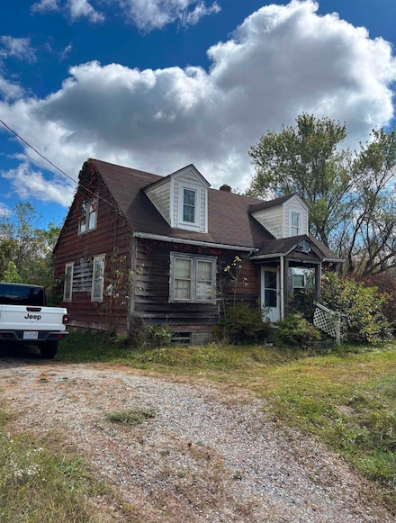 137 New Zion Rd, Pembroke, VA 24136