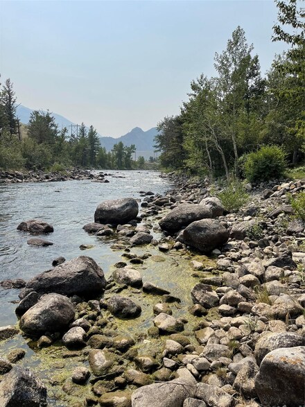2493 Nye Rd, Nye, MT 59061
