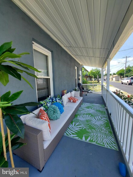 426-28 Bridge St, Beverly, NJ 08010