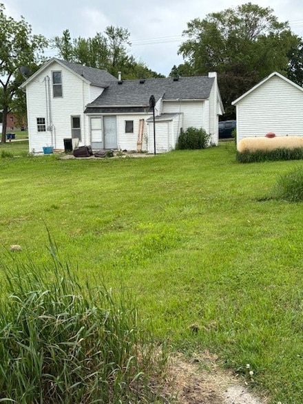 4 E Wood St, Urbana, IA 52345