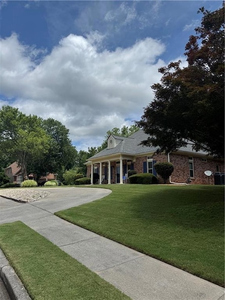 601 Redwood Ln, Canton, GA 30114