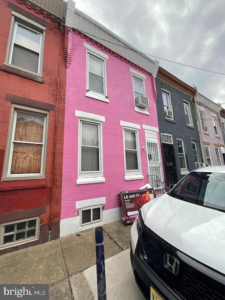 3055 Potter St, Philadelphia, PA 19134